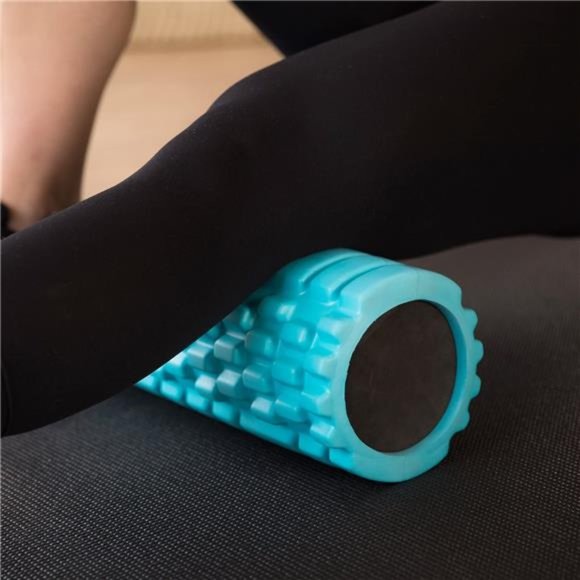 Foam Roller - Medium Density Deep Tissue Massager for Muscle Massage - Picture 4 of 5